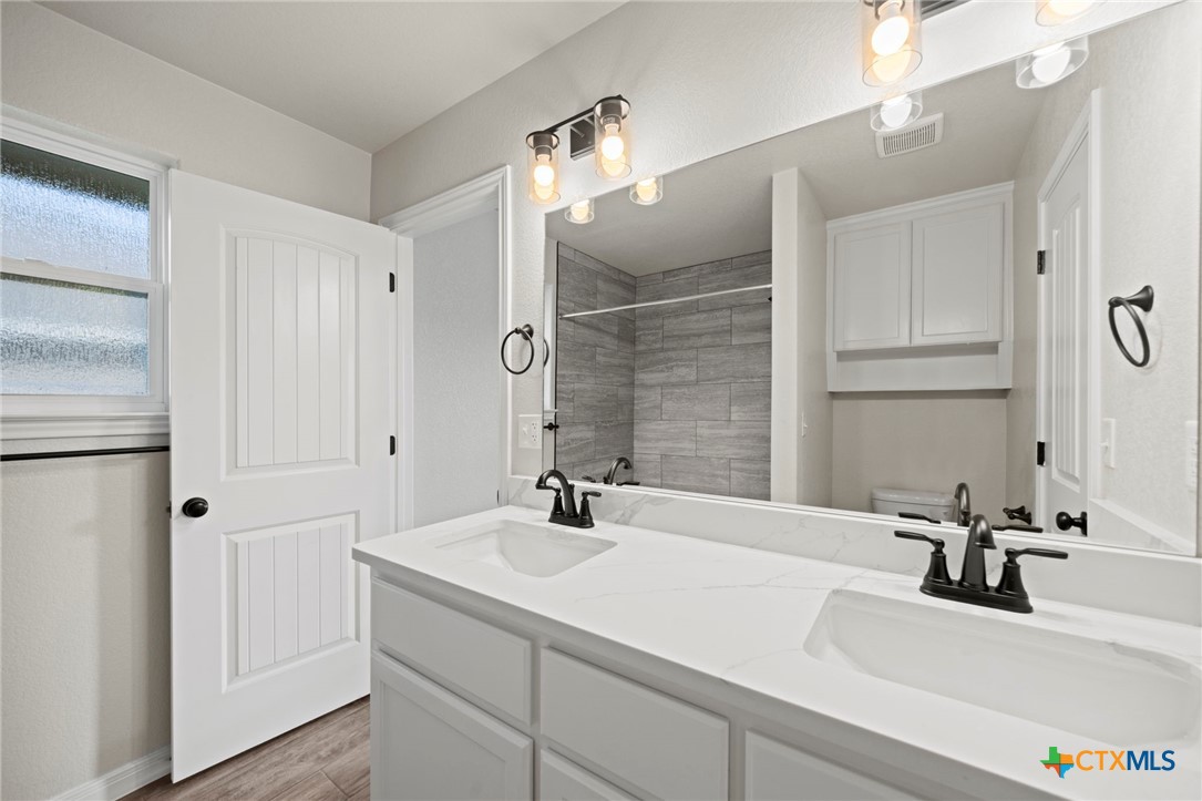 2528 Cowgirl Trail Property Photo 25