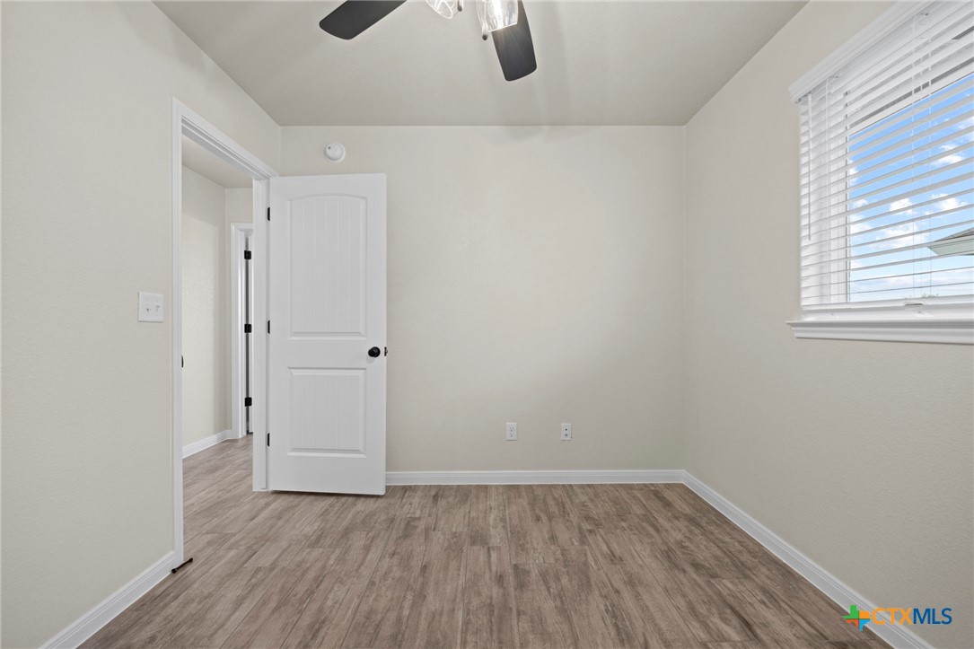 2528 Cowgirl Trail Property Photo 27
