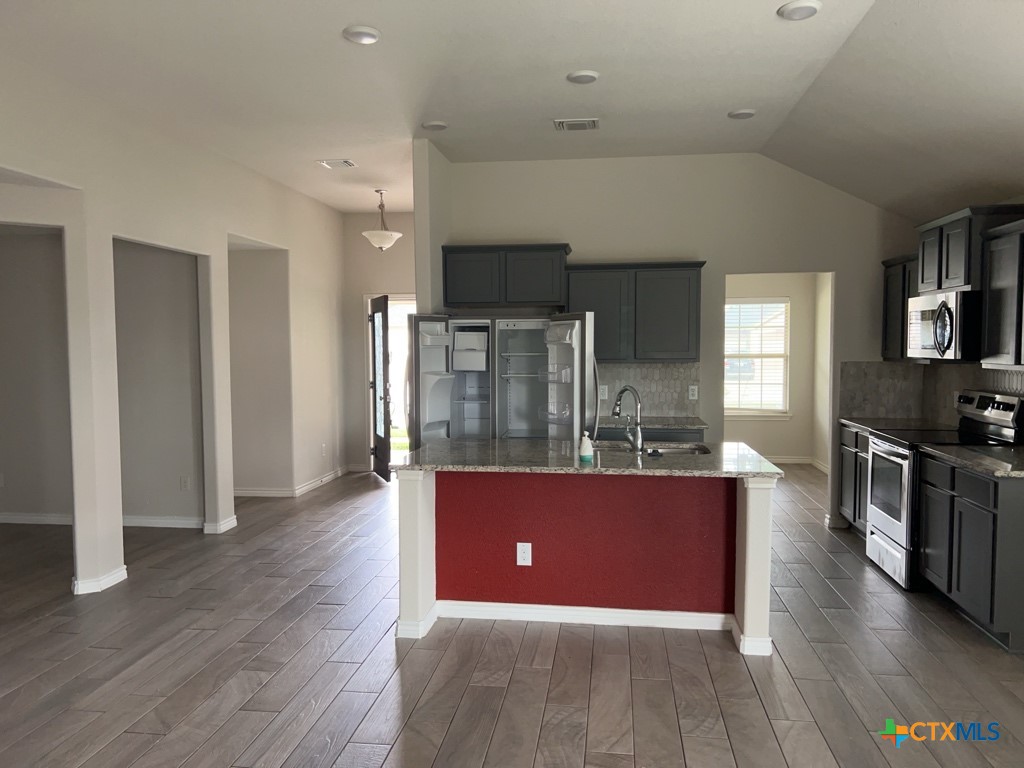 7607 Melanite Drive Property Photo 7