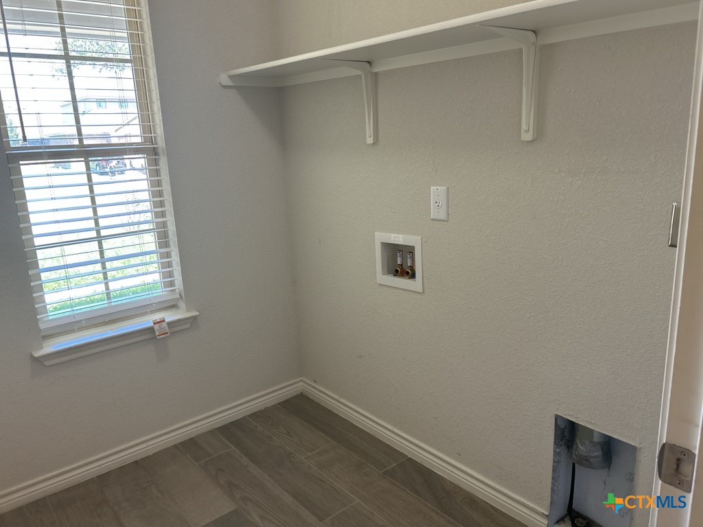 7607 Melanite Drive Property Photo 17