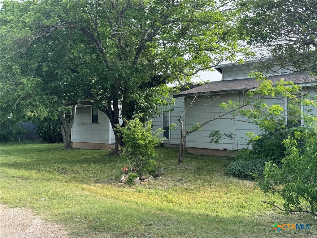 235 Murray Lane Property Photo 4