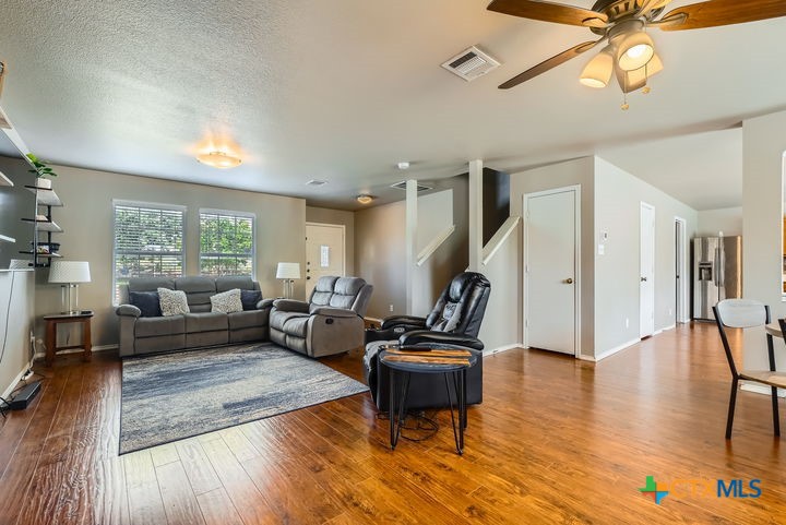25923 Torch Lily Property Photo 5