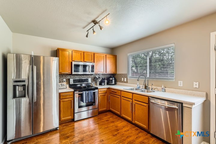 25923 Torch Lily Property Photo 7