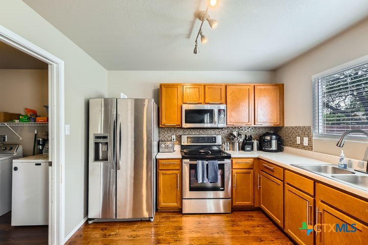 25923 Torch Lily Property Photo 8