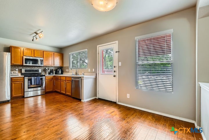 25923 Torch Lily Property Photo 11