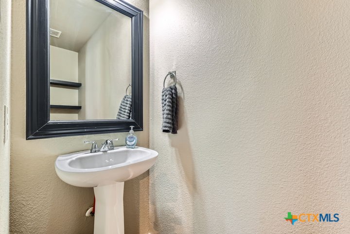 25923 Torch Lily Property Photo 12