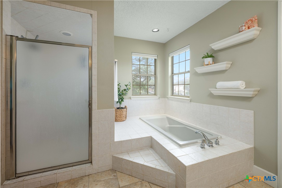 28920 Country Drive Property Photo 16