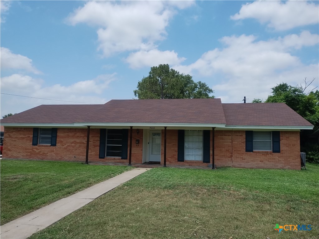 702 Fern Lane Property Photo 1