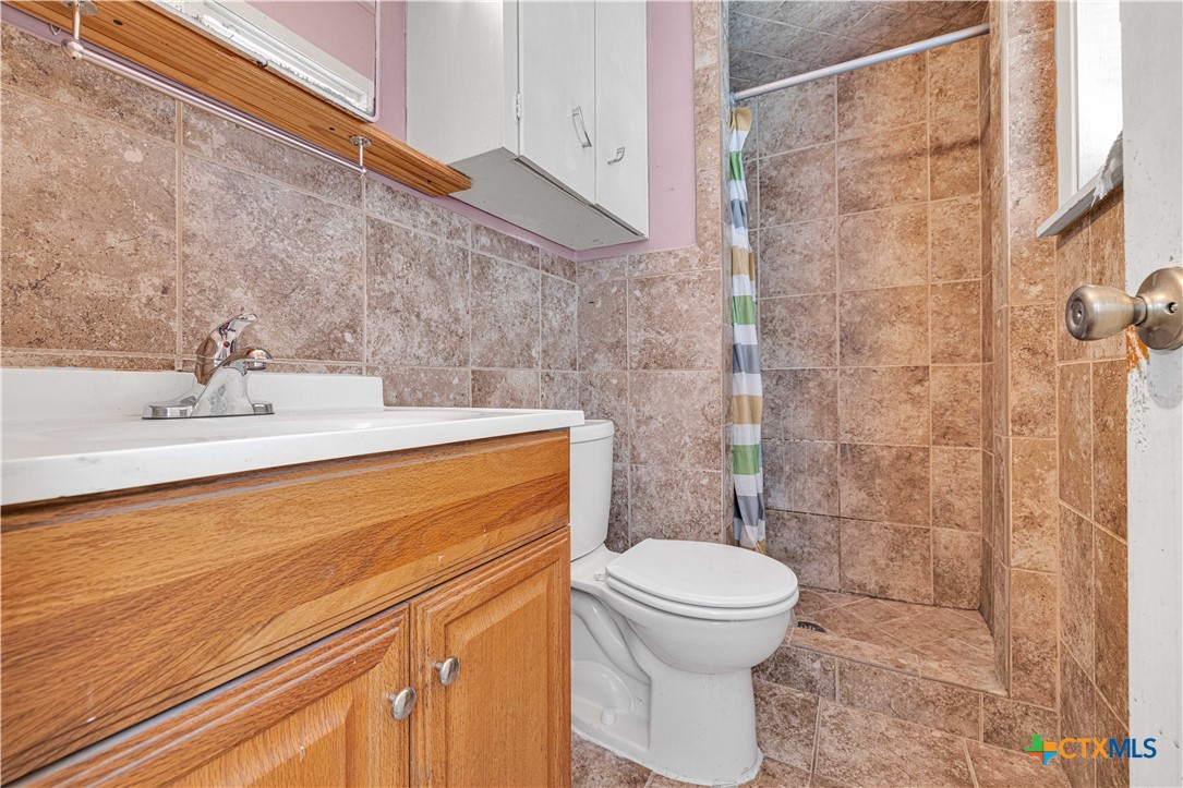 702 Fern Lane Property Photo 14