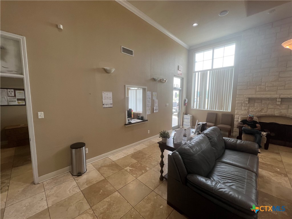 2025 Memory Lane 400a Property Photo 3