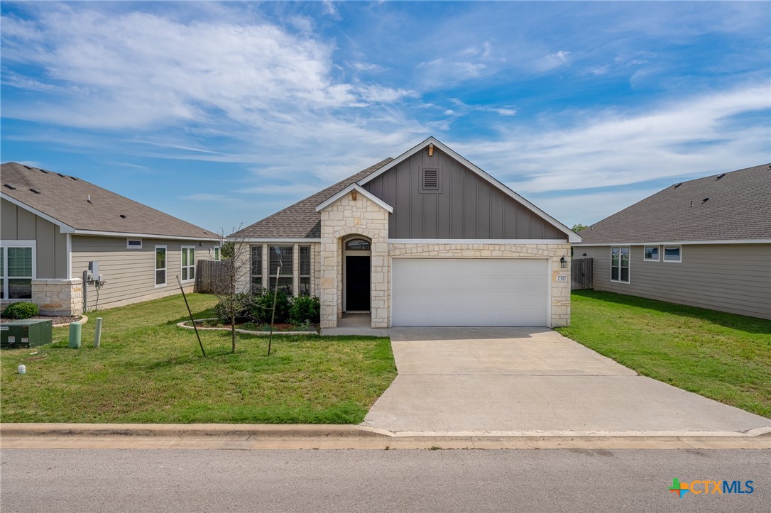 7317 Buffalo Grass Drive Property Photo 1