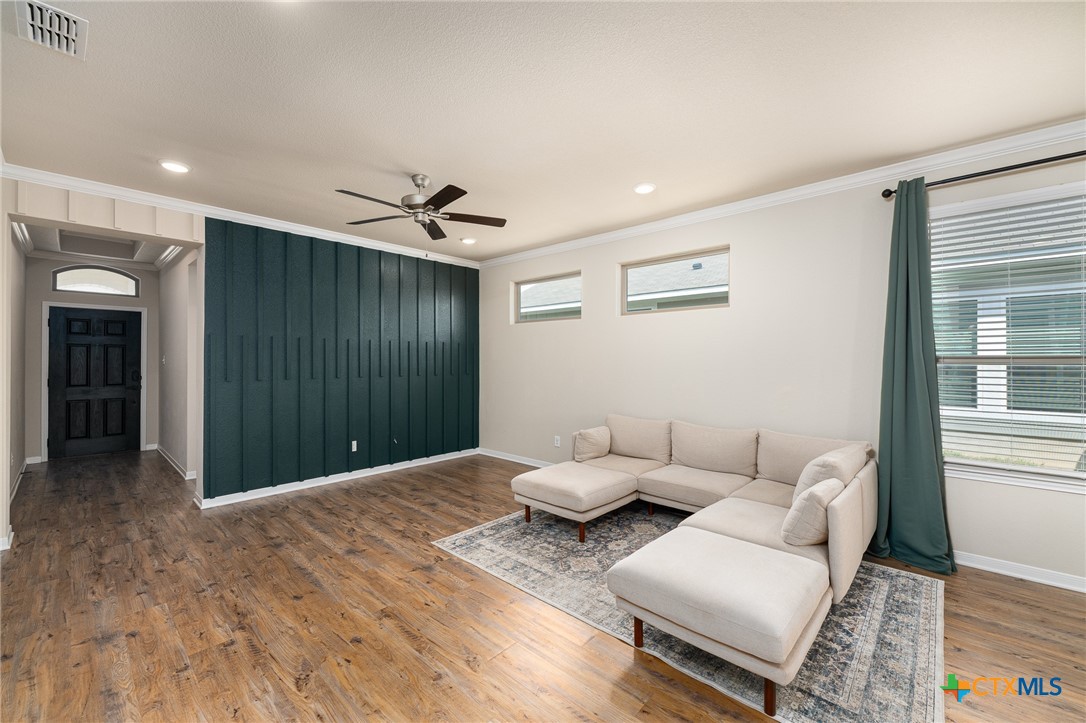 7317 Buffalo Grass Drive Property Photo 6