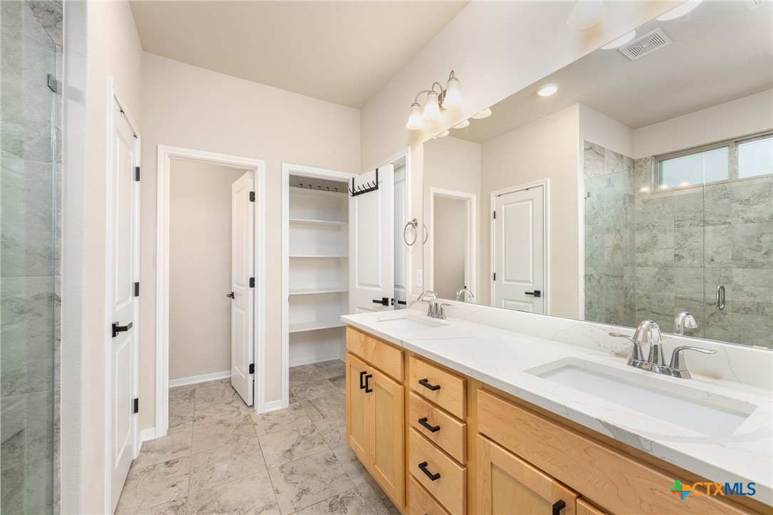 7317 Buffalo Grass Drive Property Photo 23