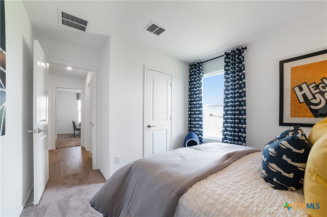 1006 Antelope Trail Property Photo 3