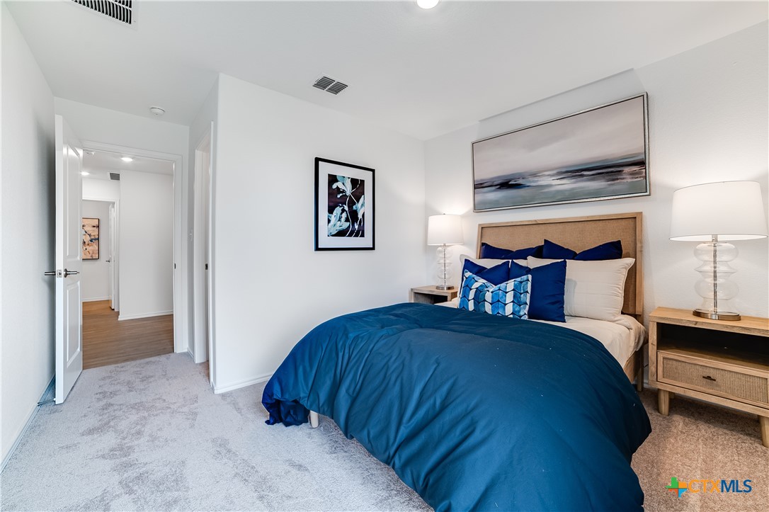 1006 Antelope Trail Property Photo 7