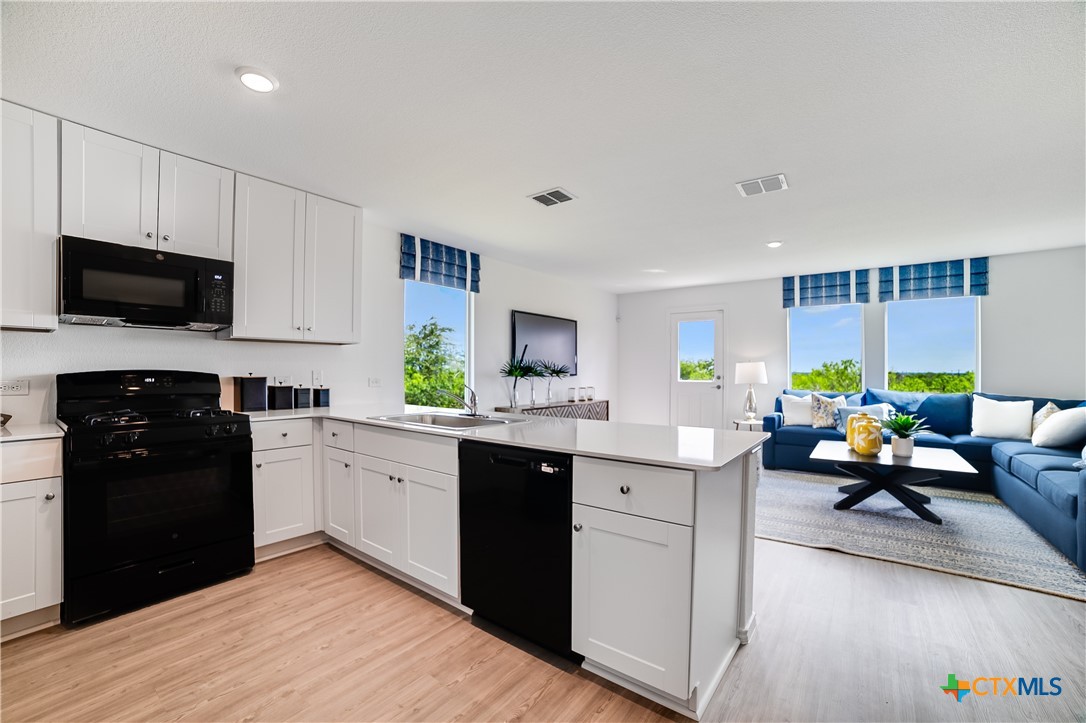 1006 Antelope Trail Property Photo 13