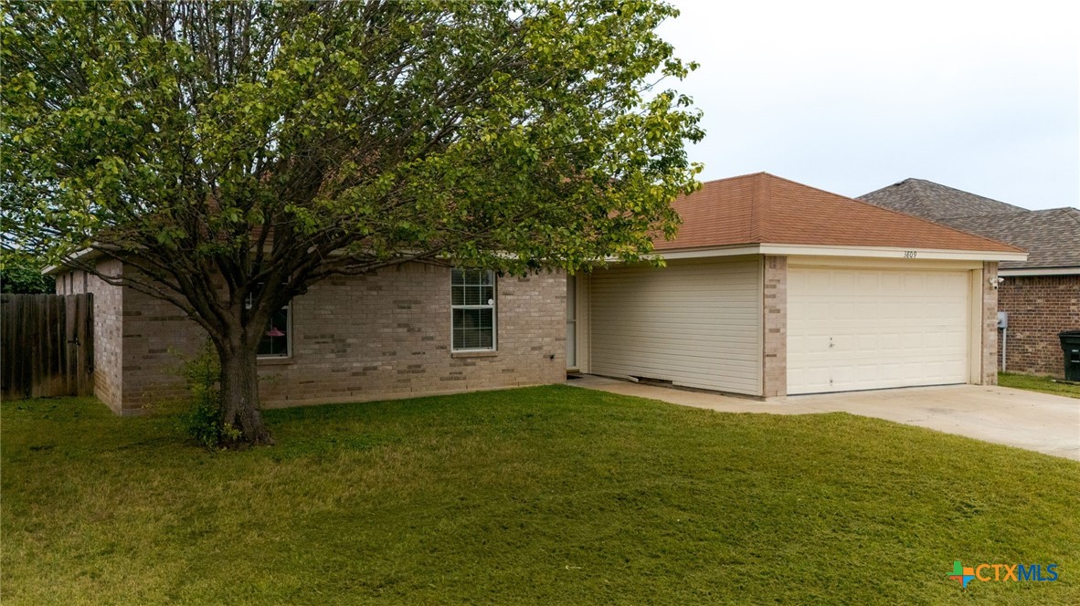 3809 Joshua Taylor Drive Property Photo 2