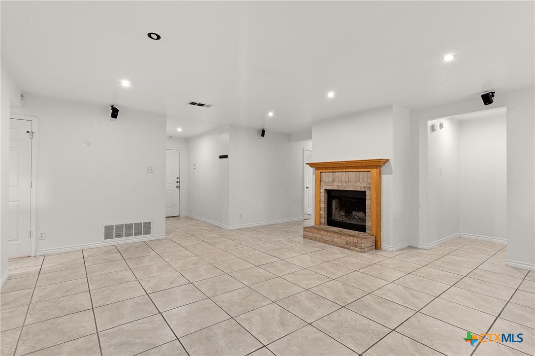 3809 Joshua Taylor Drive Property Photo 6