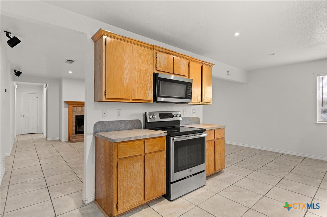 3809 Joshua Taylor Drive Property Photo 7