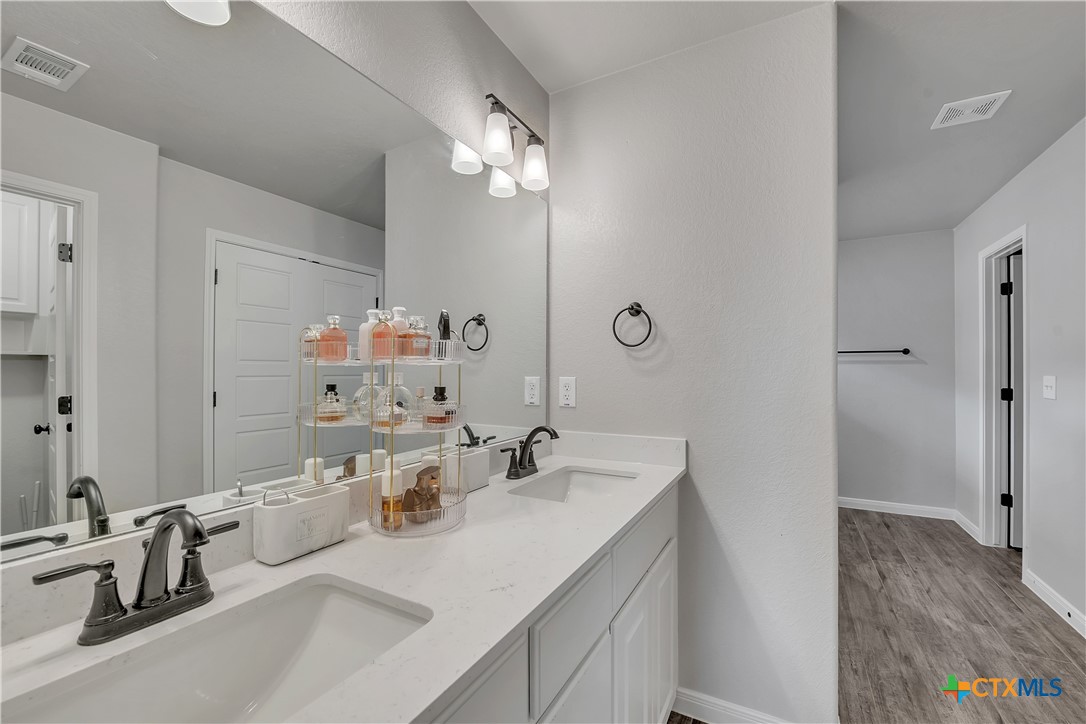 7611 Iridium Drive Property Photo 13