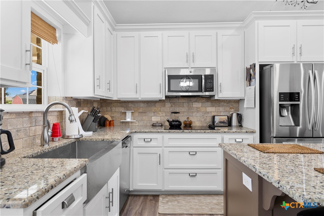 200 Hawk Ridge Property Photo 7