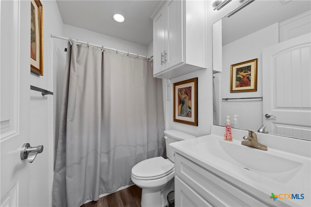 200 Hawk Ridge Property Photo 11
