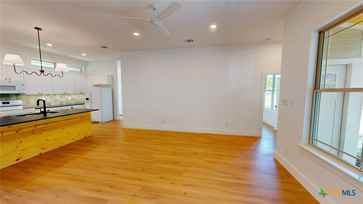 1108 Chestnut Street A Property Photo 4