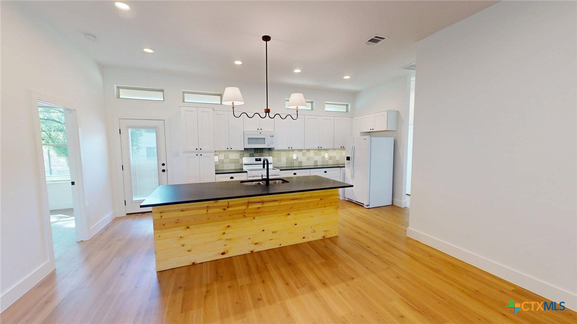 1108 Chestnut Street A Property Photo 5