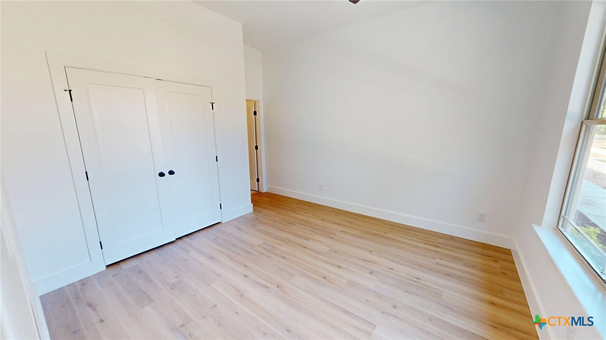 1108 Chestnut Street B Property Photo 7