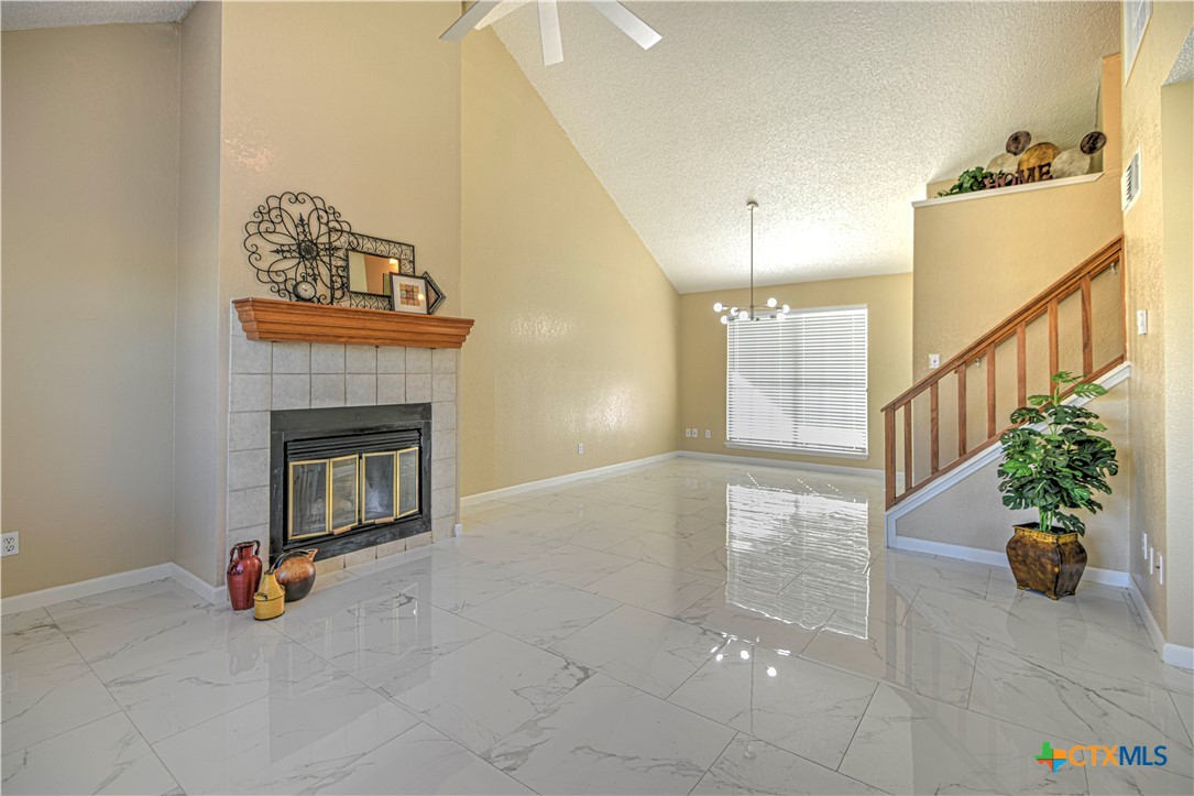 2016 Kingwood Drive Property Photo 11