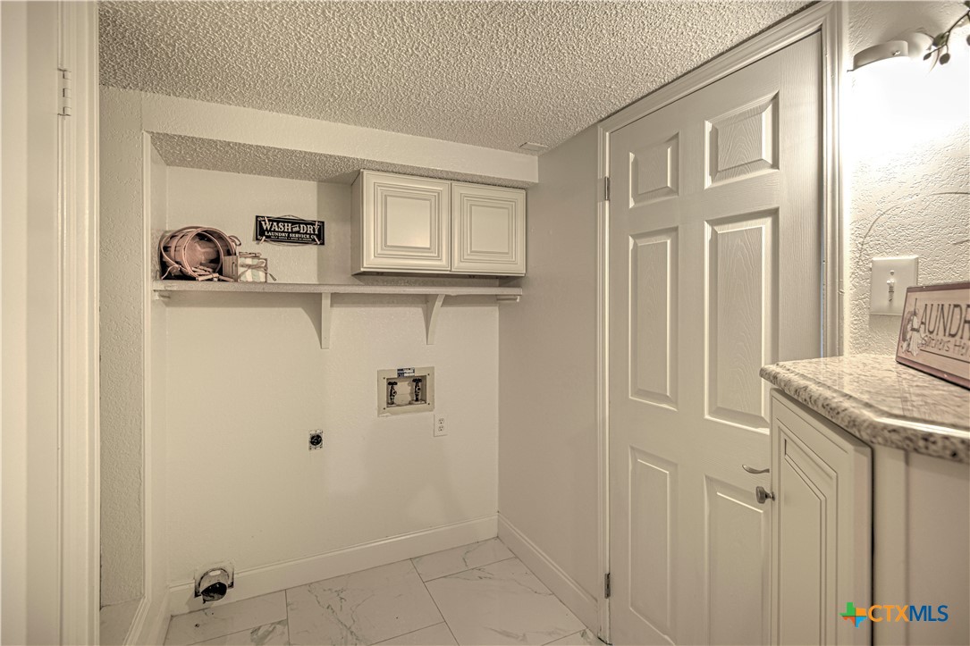 2016 Kingwood Drive Property Photo 22