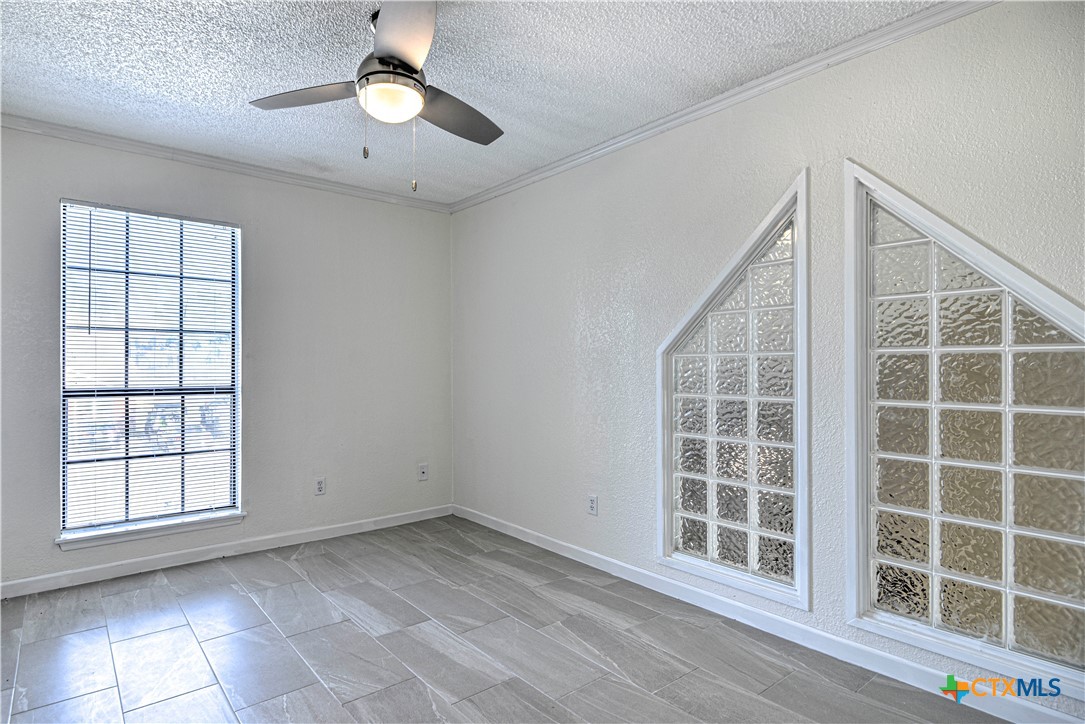 2016 Kingwood Drive Property Photo 25