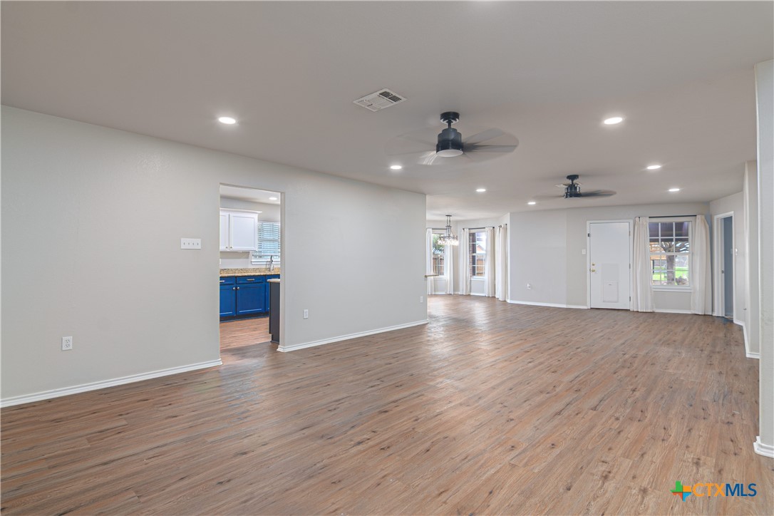 121 Castlewood Drive Property Photo 2