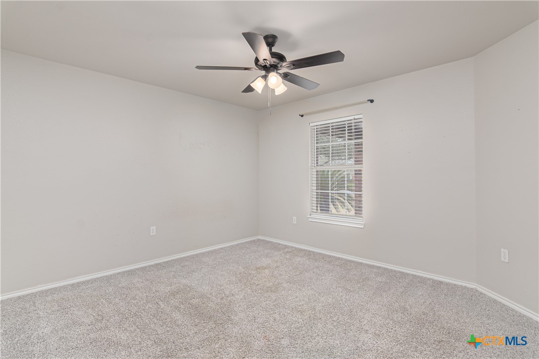 121 Castlewood Drive Property Photo 11