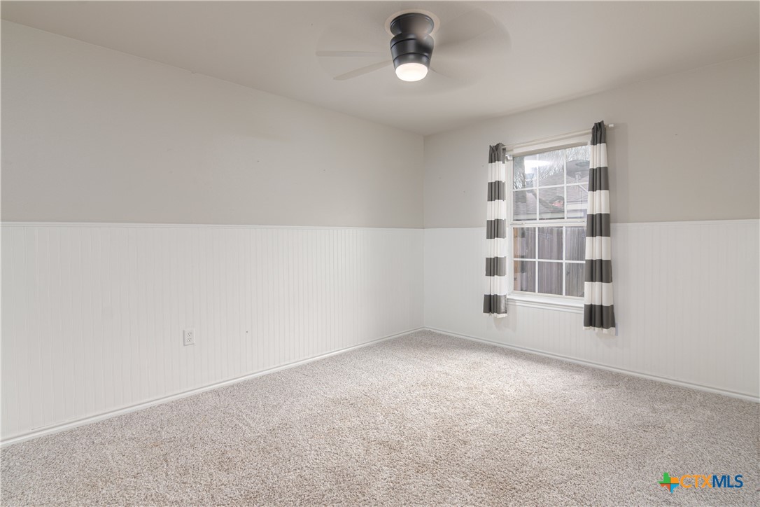 121 Castlewood Drive Property Photo 14