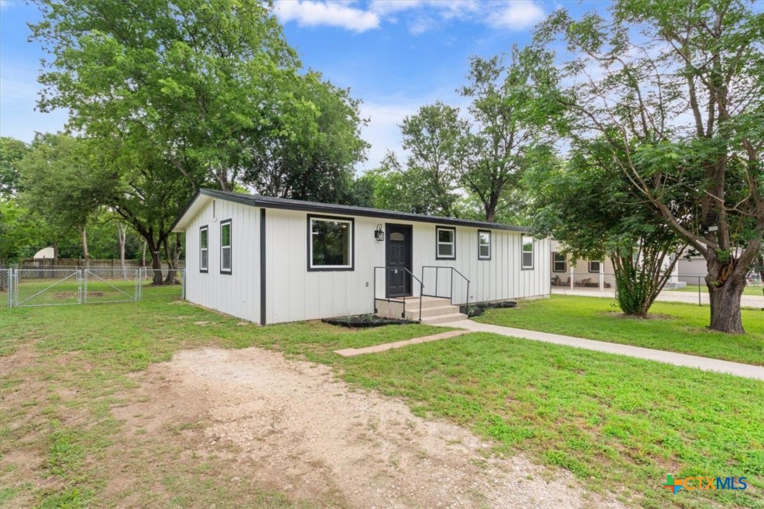 1208 Magnolia Street Property Photo 1