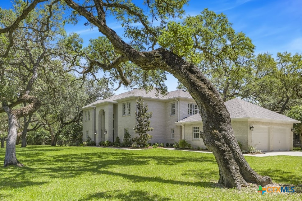 313 Treasure Oaks Road Property Photo 4