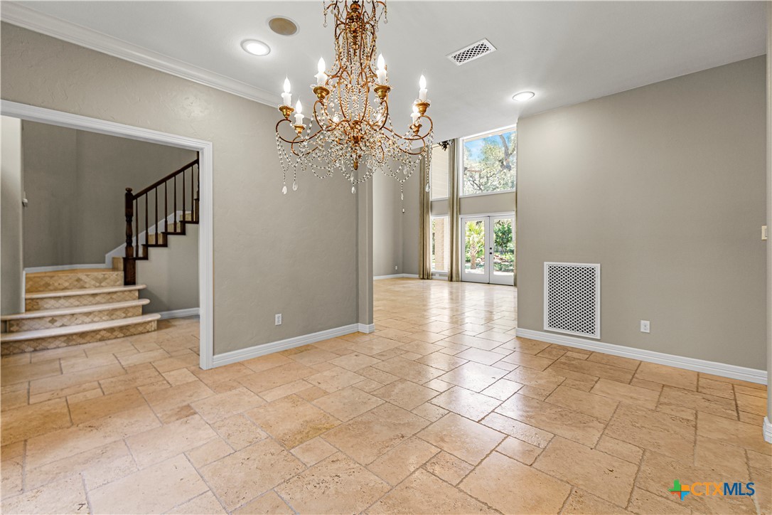 313 Treasure Oaks Road Property Photo 8