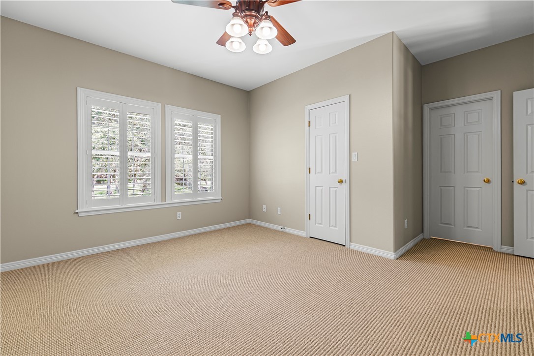 313 Treasure Oaks Road Property Photo 25