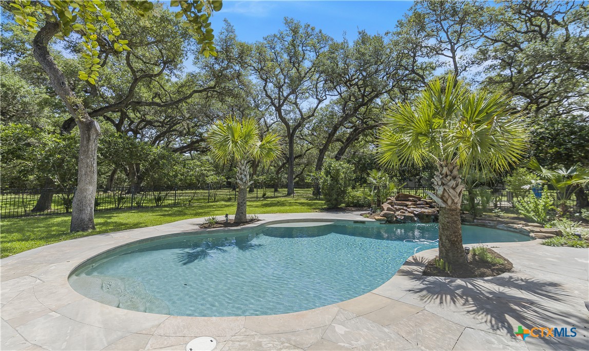 313 Treasure Oaks Road Property Photo 36