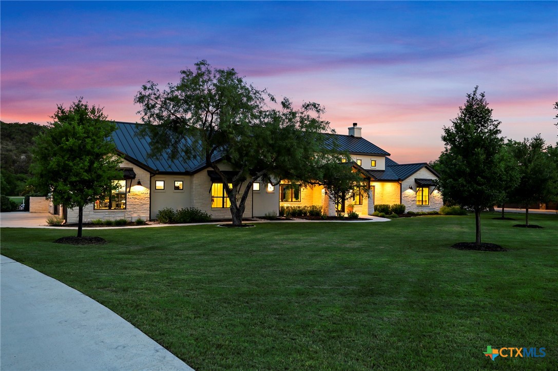 811 Wade Road Property Photo