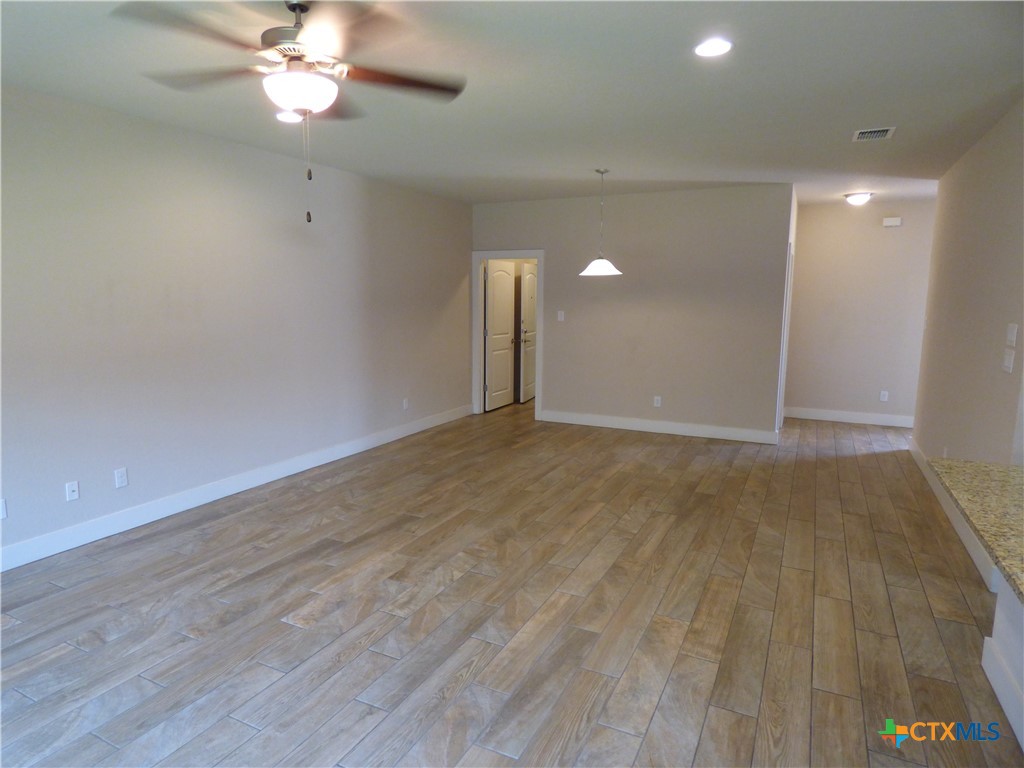 918 Crystal Brook Cove Property Photo 11
