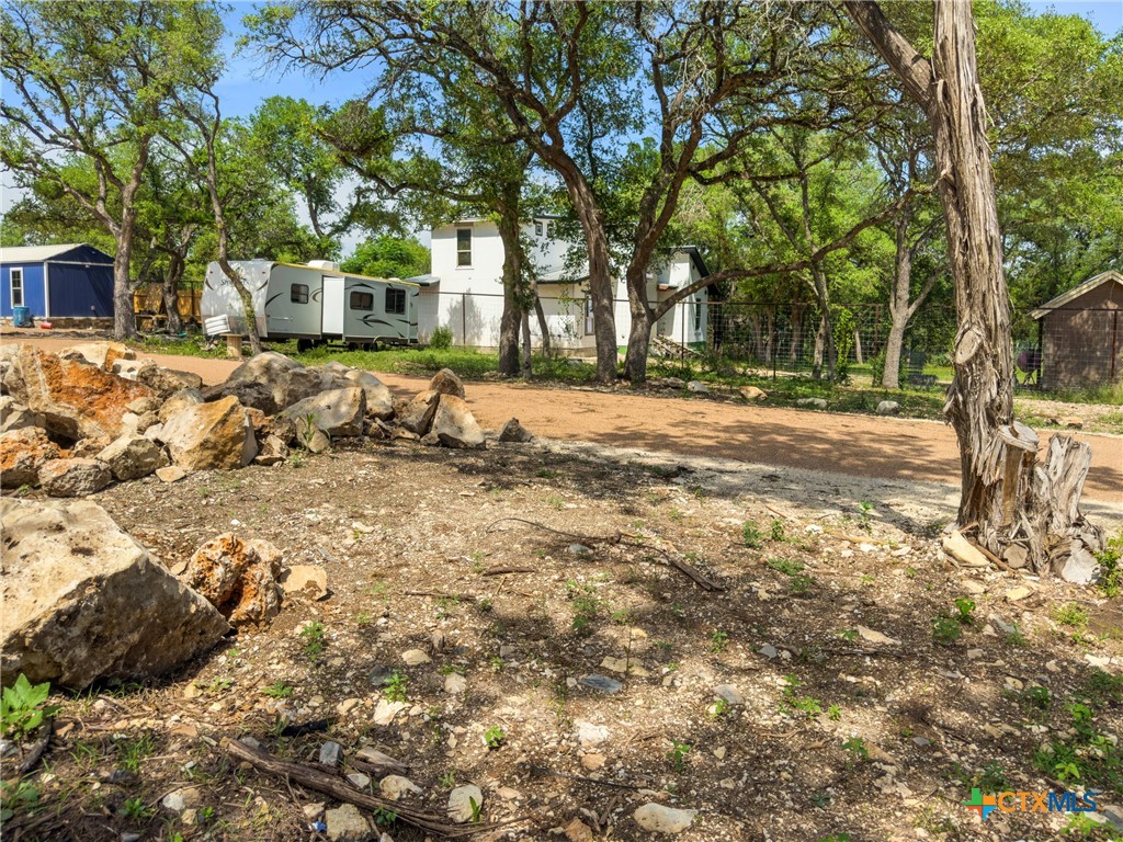 211 Rip Ford Road Property Photo 4