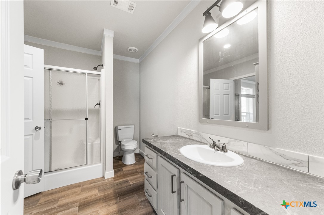 9130 Rebecca Creek Road Property Photo 19