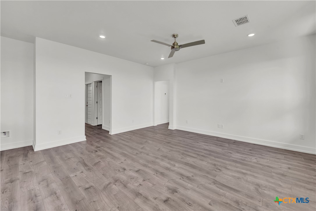 1711 Bear Grass Ridge Road Property Photo 7