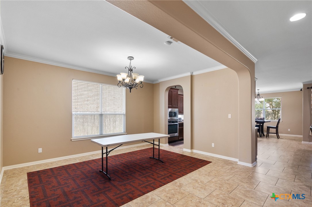 106 Sandstone Court Property Photo 8