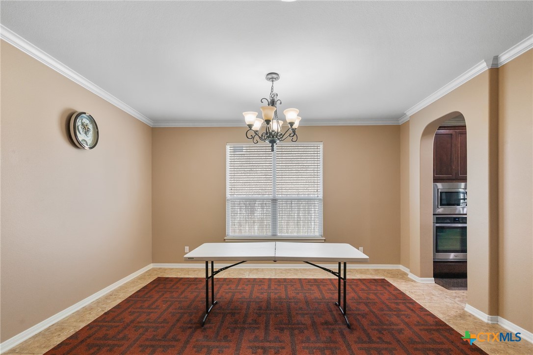 106 Sandstone Court Property Photo 9