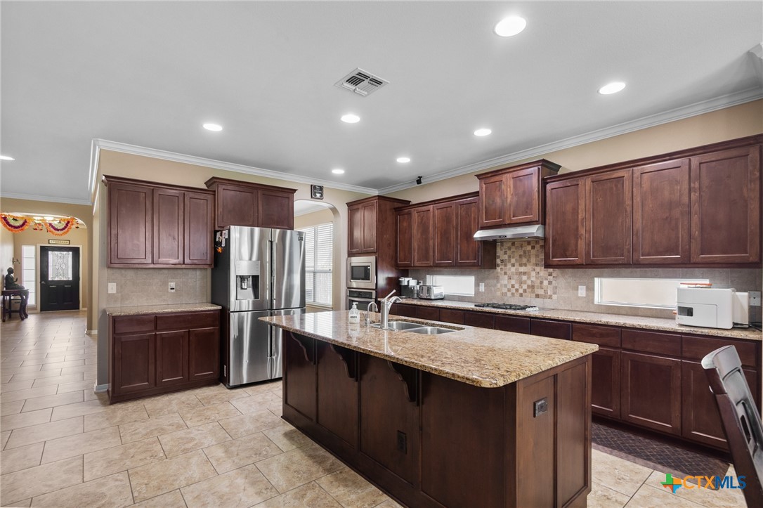 106 Sandstone Court Property Photo 10