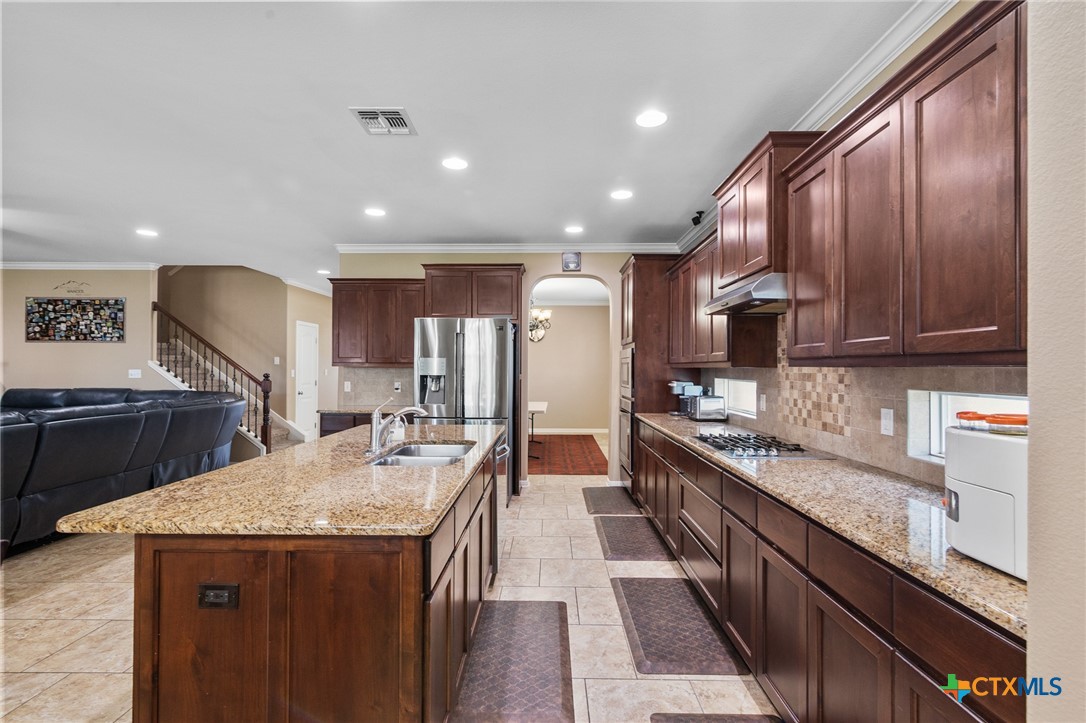 106 Sandstone Court Property Photo 12