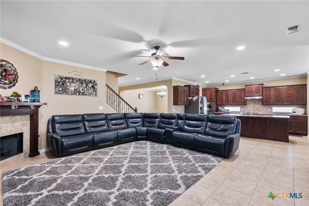 106 Sandstone Court Property Photo 19